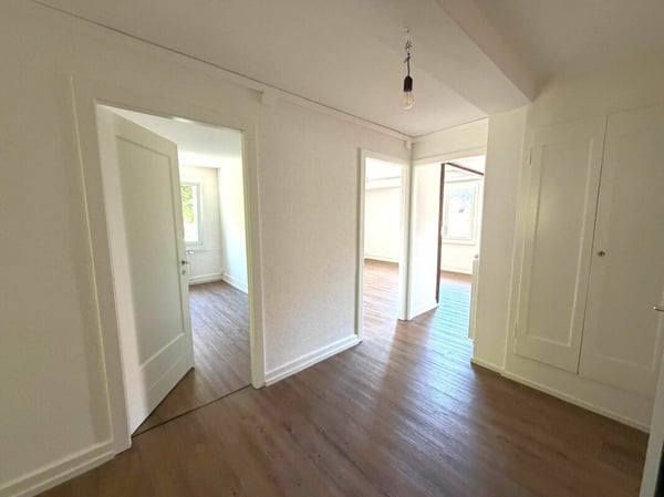 St-Imier, joli appartement rénové de 2.5 pièces au 2ème étage 3