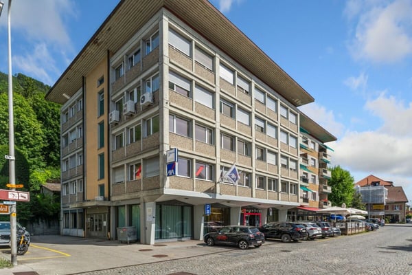 St-Imier, bureau / cabinet idéalement situé de 260 m2 6