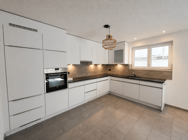 Tavannes, magnifique appartement de 3.5 pièces au rez avec terrasse 3