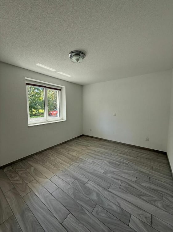 Tavannes, magnifique appartement de 3.5 pièces au rez avec terrasse 8