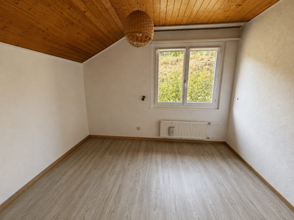 Renan, jolie maison individuelle de 6 pièces 12