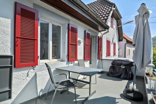Sonvilier, maison de 5.5 pièces rénovée avec une surface louée 5
