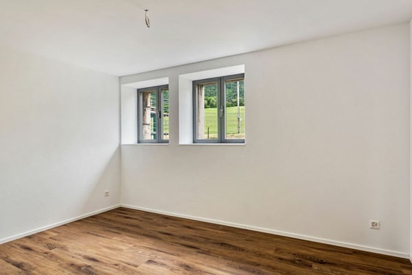 Courtelary, magnifique appartement de 3.5 pièces au rez 9