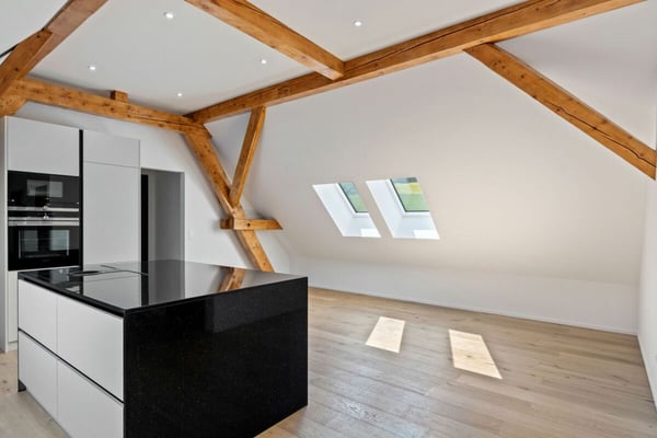 Courtelary, magnifique appartement de 4.5 pièces dans les combles 3