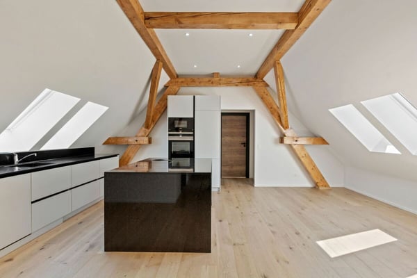 Courtelary, magnifique appartement de 4.5 pièces dans les combles 1