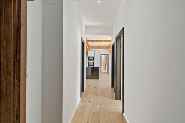 Courtelary, magnifique appartement de 4.5 pièces dans les combles 4
