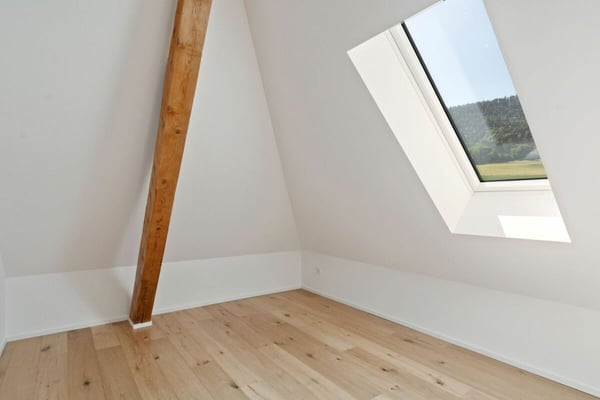 Courtelary, magnifique appartement de 4.5 pièces dans les combles 8
