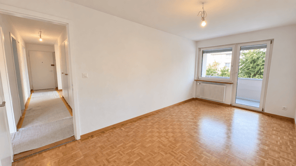 La Neuveville, magnifique appartement de 2.5 pièces entièrement rénové avec balcon 6