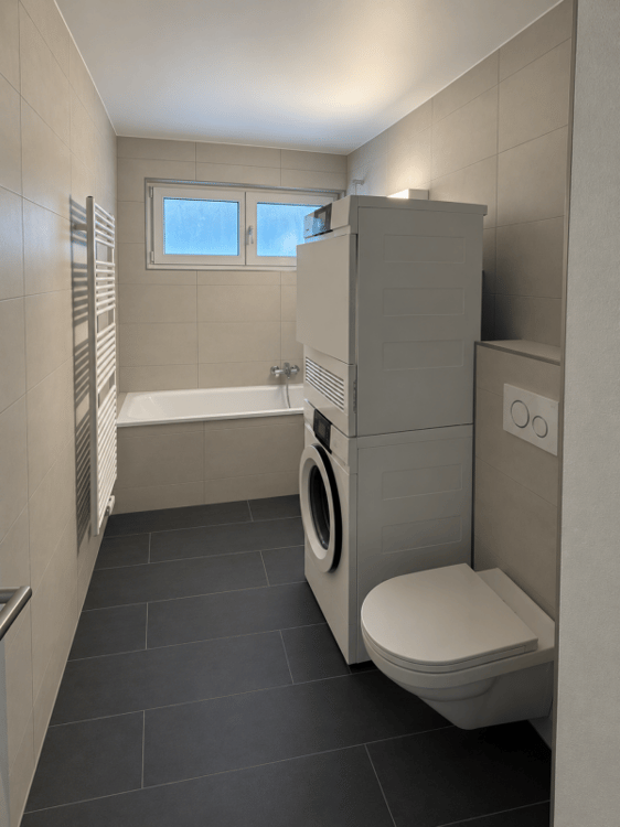 La Neuveville, magnifique appartement de 2.5 pièces entièrement rénové avec balcon 3