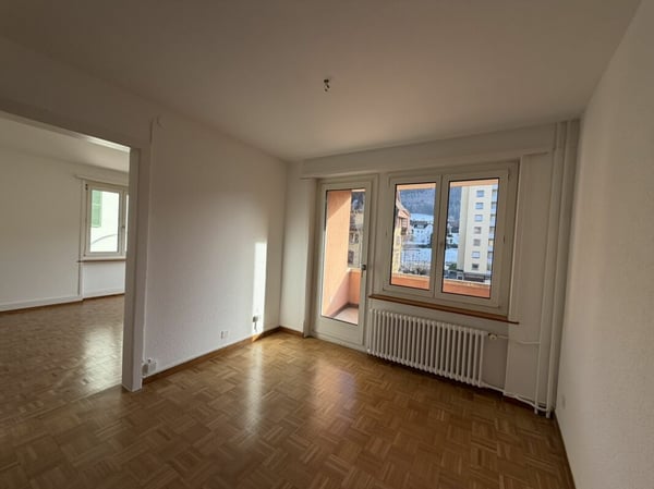 Tavannes, bel appartement de 3.5 pièces au 2ème étage avec ascenseur 2