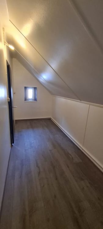 Chaux-de-Fonds, joli appartement rénové de 1.5 pièce 5