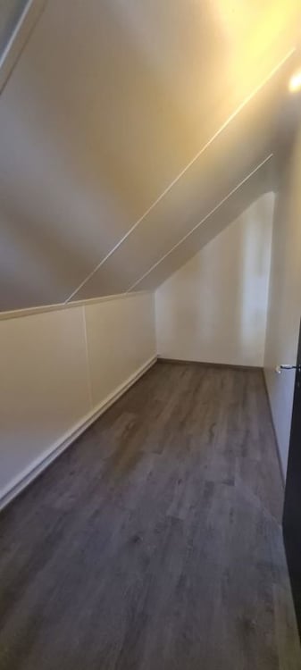Chaux-de-Fonds, joli appartement rénové de 1.5 pièce 6
