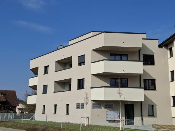 2.5 Zi-Attika Wohnung in einem NEUBAU mit grosser Terrasse 52 m², Zweitvermietung 1