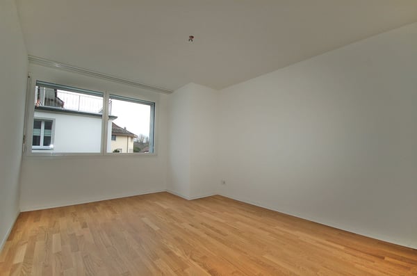 Grosszügige 5.5-Zimmer-Maisonette-Terrassenwohnung 14