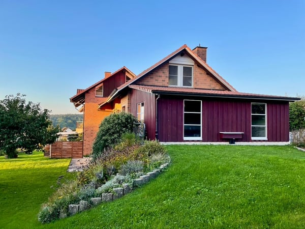 Charmantes Doppeleinfamilienhaus an sonniger Lage in Metzerlen-Mariastein 2