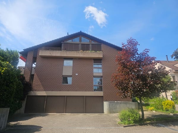 Bürofläche in Therwil – Erdgeschoss, renovierungsfähig, gute Verkehrsanbindung 1