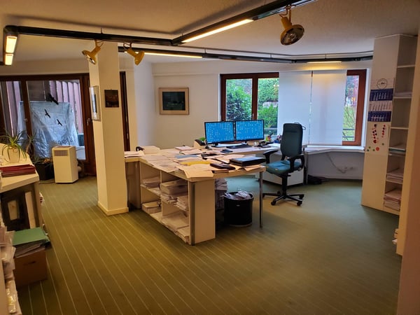 Bürofläche in Therwil – Erdgeschoss, renovierungsfähig, gute Verkehrsanbindung 2