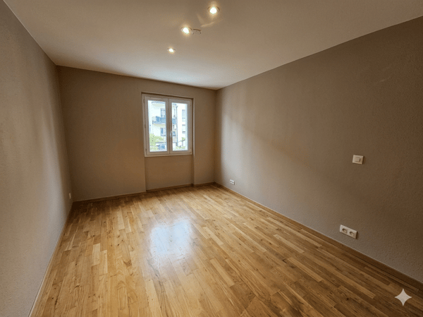 Ruhiges Wohnen, nah in der City in 4-Zimmer-Wohnung mit Balkon inkl. 1 Parkplatz in Binningen 6