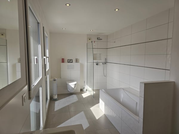 Modernes 6-Zimmer-Einfamilienhaus mit Pool in ruhiger Lage von Leymen 47