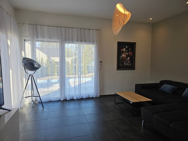 Modernes 6-Zimmer-Einfamilienhaus mit Pool in ruhiger Lage von Leymen 31