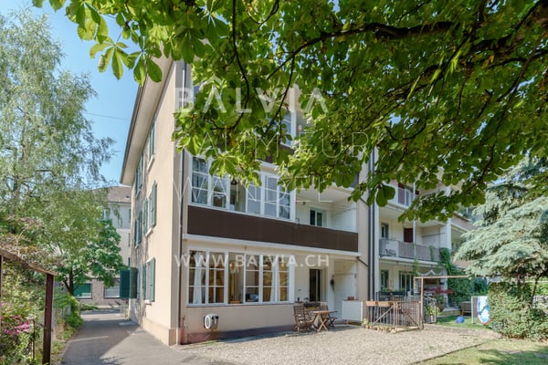 Wohnliegenschaft mit drei Wohnungen, ausbaubarem Dachgeschoss und Gara 2