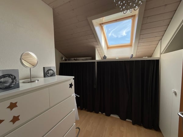 Maison individuelle de 6.5 pièces - Grand jardin, piscine et magnifique vue 12