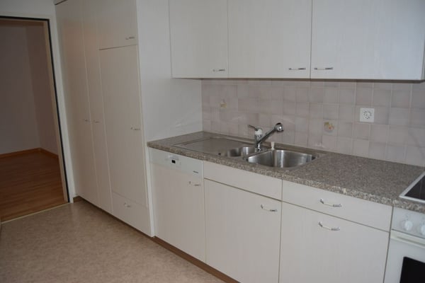 Komfortable 1.5-Zimmer-Wohnung mit barrierefreiem Bad 9