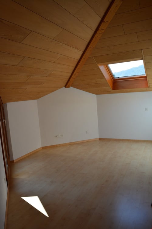 Grosszügige 1.5-Zimmer-Dachwohnung mit herrlicher Aussicht in Reinach AG 10