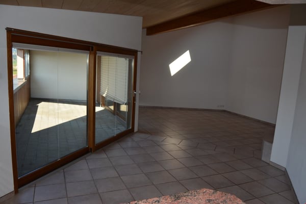 Grosszügige 1.5-Zimmer-Dachwohnung mit herrlicher Aussicht in Reinach AG 2