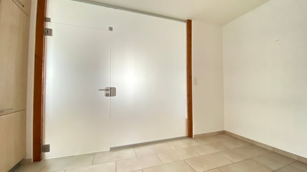 Vielseitige 1.5-Zimmer-Räumlichkeiten in historischem Gebäude in Bettlach 2