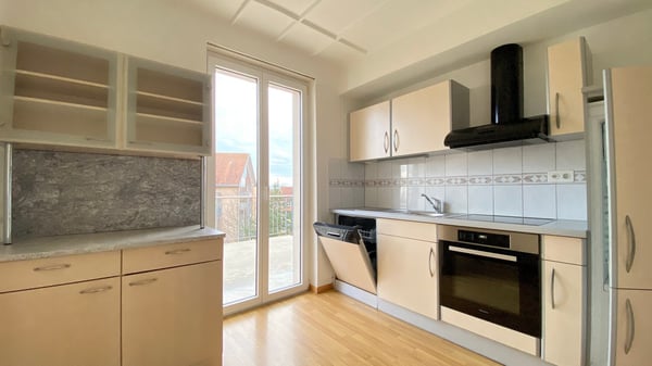 Helle 1-Zimmer-Wohnung mit grossem Balkon im Zentrum von Bettlach! 2