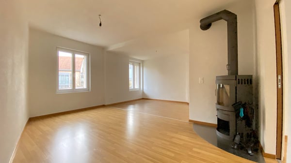 Helle und zentral gelegene Wohnung mit Schwedenofen 7