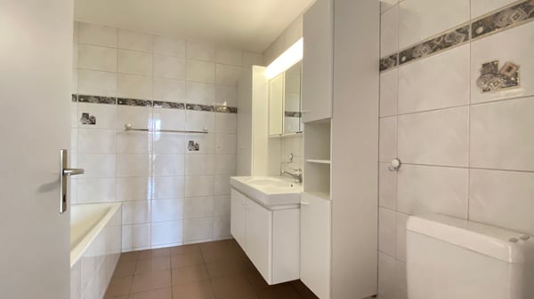 Helle 3.5-Zimmer-Wohnung mit Balkon und Cheminée in Kriegstetten 13
