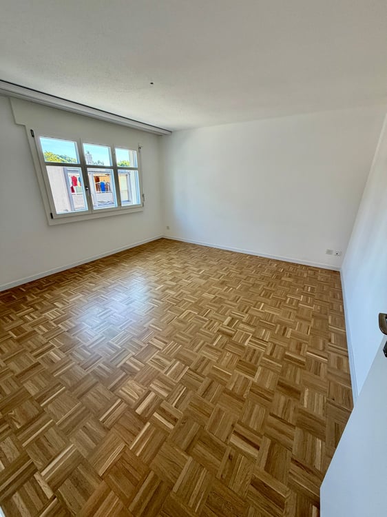 grosse 4,5-Zimmer-Zentrumswohnung nähe Altstadt 9