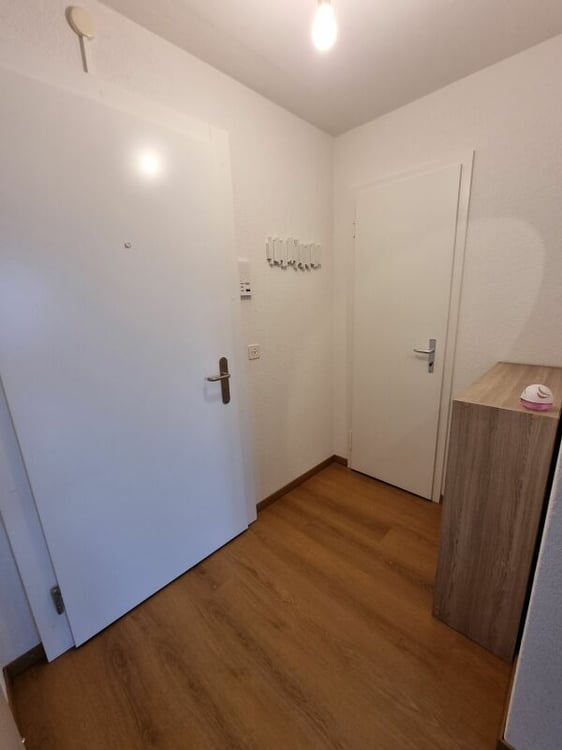 1-Zimmerwohnung im 4. OG zu vermieten 5