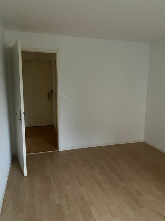 1.5-Zimmerwohnung mitten in Biel zu vermieten 4