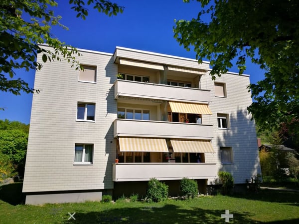 Charmante 4.5-Zimmer-Wohnung an zentraler Lage in Biel 1