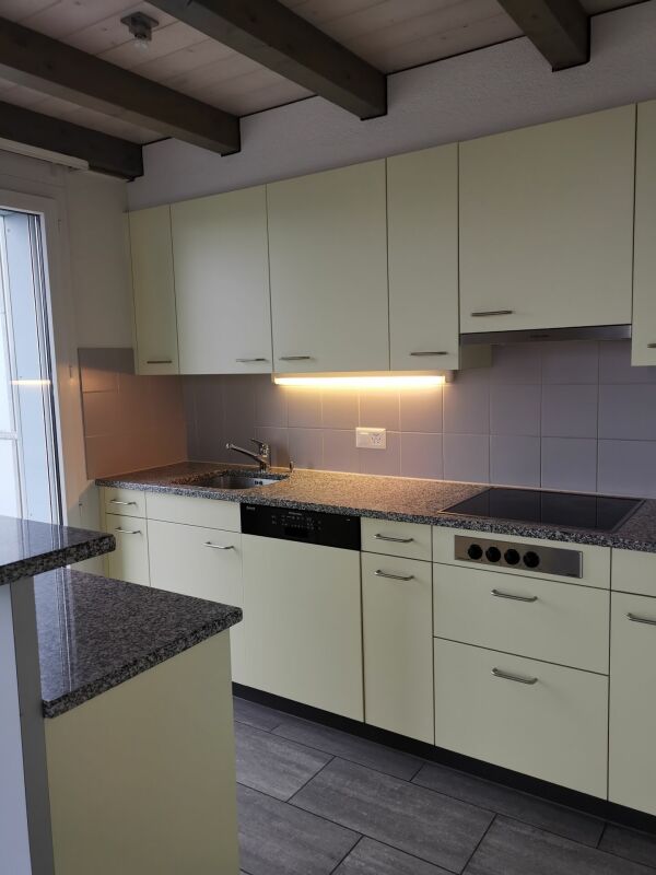 4.5 Zimmer-Galerie-Wohnung in Safnern zu vermieten