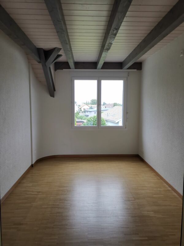 4.5 Zimmer-Galerie-Wohnung in Safnern zu vermieten