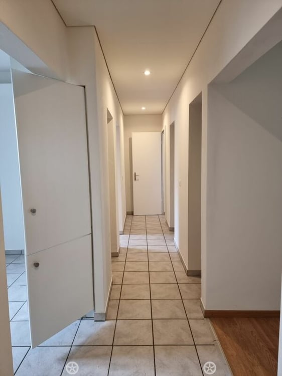 Grosszügige 4.5-Zimmer-Erdgeschosswohnung mit Aussensitzplatz 6