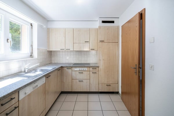 Helle 3.5-Zimmer-Wohnung mit Balkon in Safnern 9