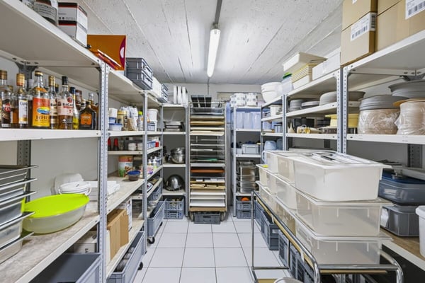 Attraktives Wohn- und Geschäftshaus im Möösliquartier 21