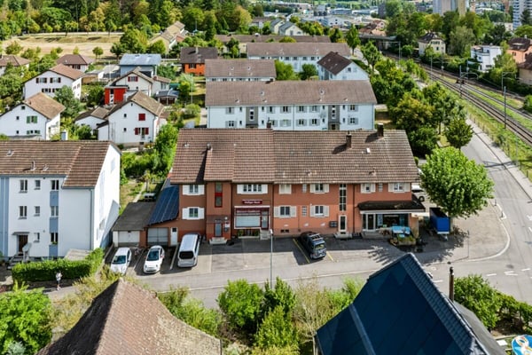 Attraktives Wohn- und Geschäftshaus im Möösliquartier 4