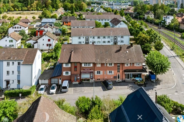 Attraktives Wohn- und Geschäftshaus im Möösliquartier 4