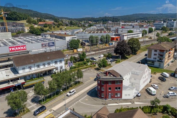 Sichtbar. Zentral. Vielseitig: Ihr neues Geschäftshaus in Aarburg 10