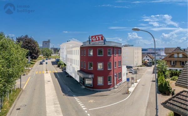 Sichtbar. Zentral. Vielseitig: Ihr neues Geschäftshaus in Aarburg 1