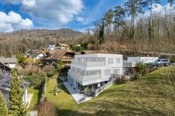 Neubaufeeling am Waldrand - moderne Erdgeschosswohnung 12