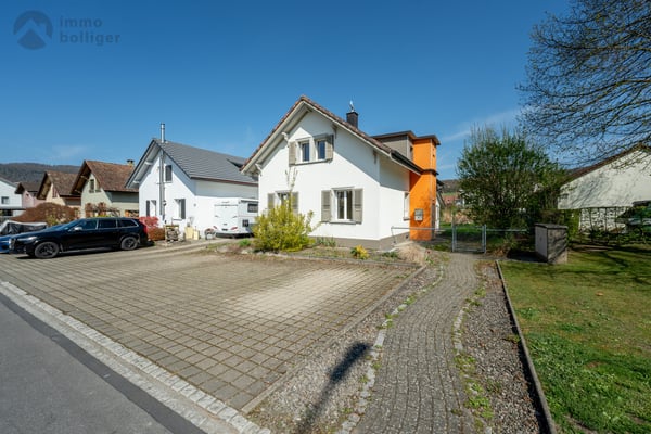 Gut unterhaltenes Einfamilienhaus mit Gartenparadies 9