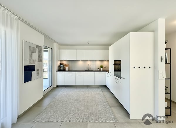 Moderne und helle 4.5-Zimmerwohnung an bester Lage zu vermieten! 2
