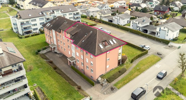 Weit sehen, nah wohnen - zentral gelegen in Oftringen 12
